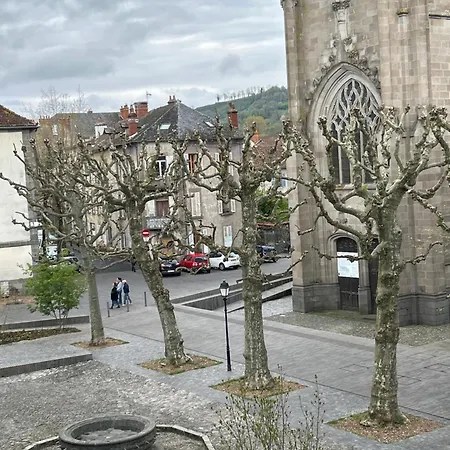 Duplex T4 Centre Historique Aurillac