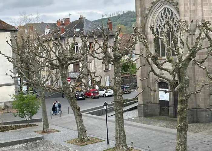 Duplex T4 Centre Historique Aurillac